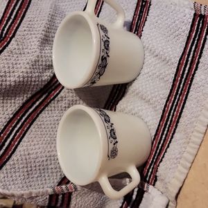Vintage Corelle Corning Old Town Blue Onion coffee mugs